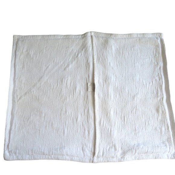 Eileen Fisher Matelassé Pillow Sham White Organic Cotton 1 One Standard Size - Picture 3 of 16